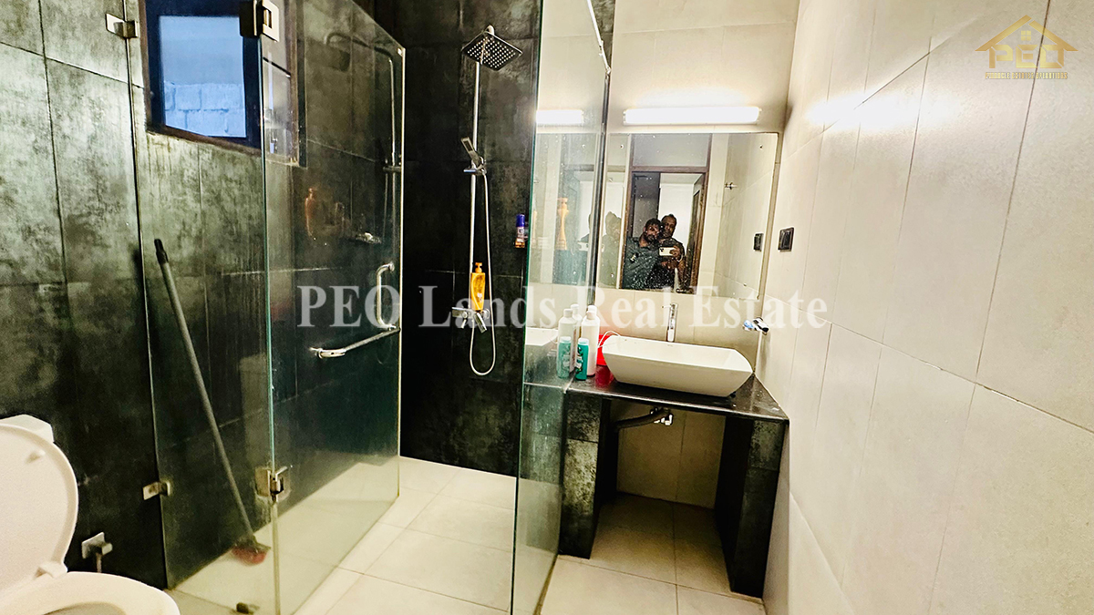 (S787) Modern Two Storey House For Rent in Gothatuwa