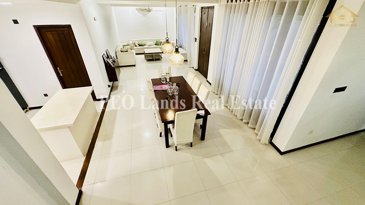(S787) Modern Two Storey House For Rent in Gothatuwa
