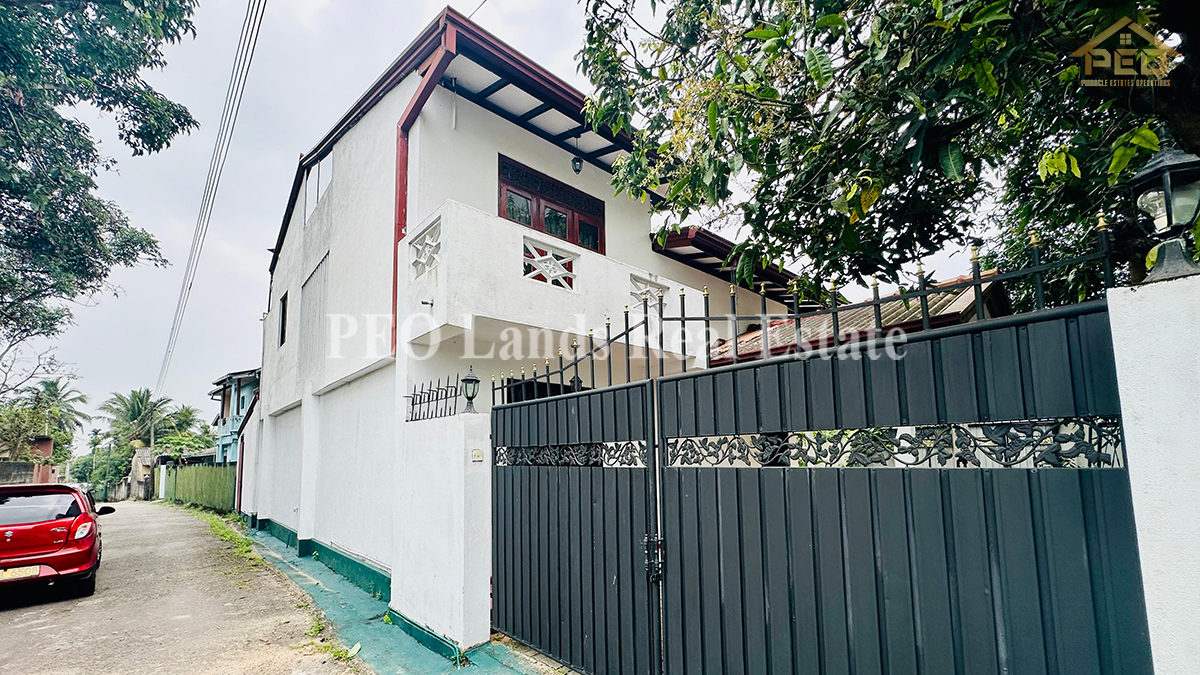 (S795) Two Story House for Rent Pannipitiya