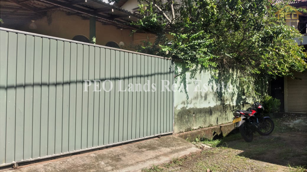 (RS219) Two Storey House For Sale in Moratuwa