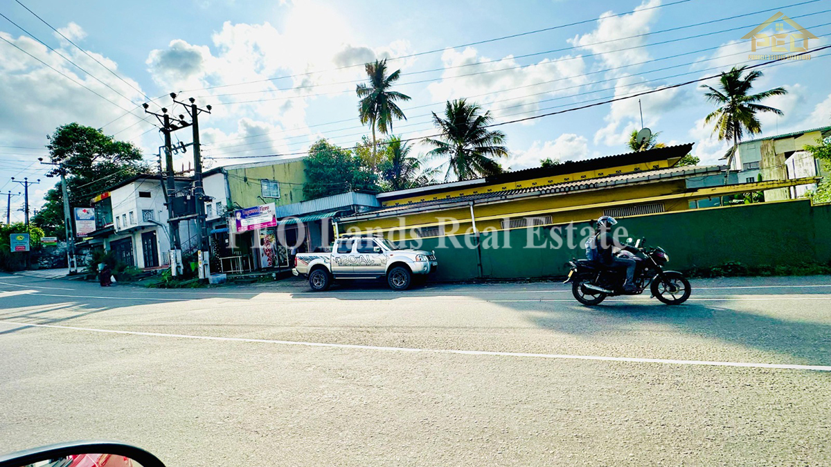 (ML251) 34.2 Perch Land With House for Sale in Malabe ( Land Value Only)