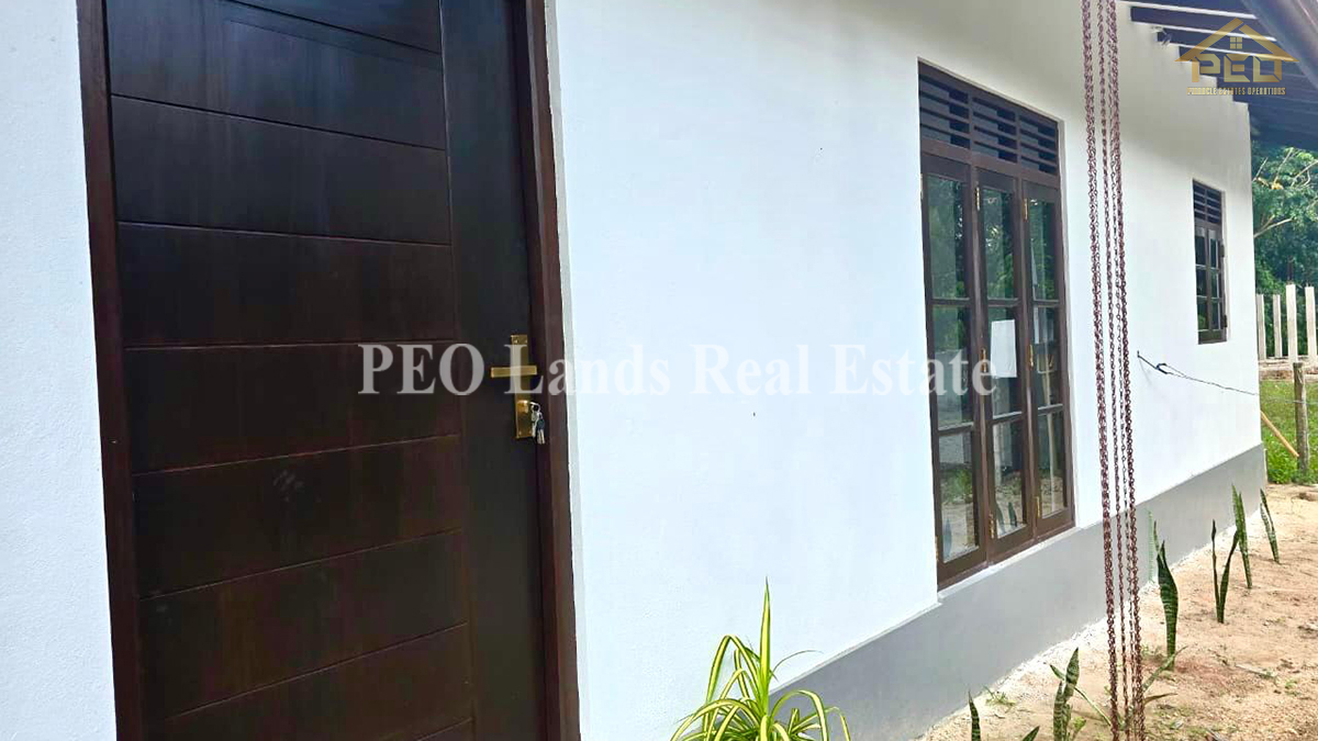 (B190) Brand New House With Land For Sale in Kandawala, Negombo