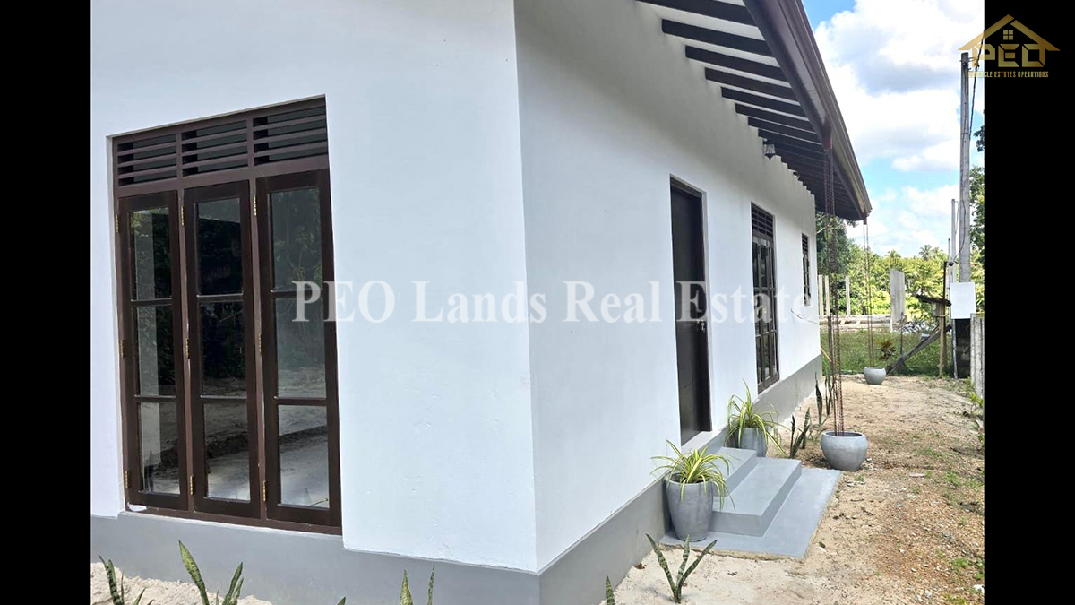 (B190) Brand New House With Land For Sale in Kandawala, Negombo