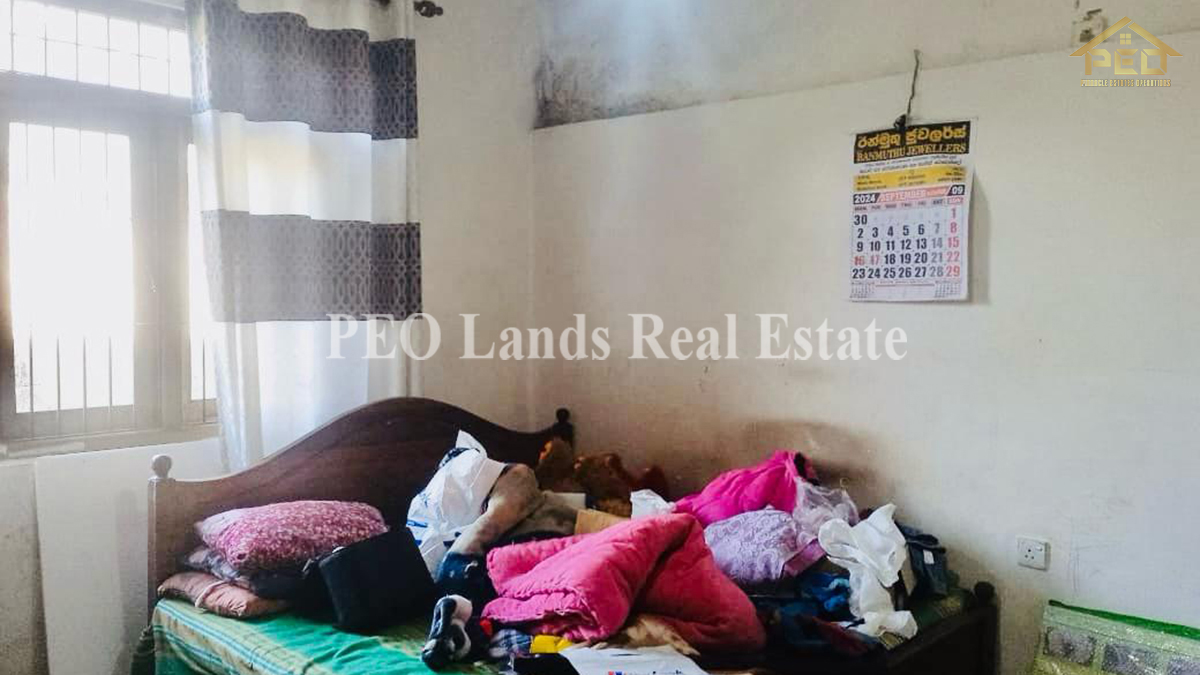 (RS226) Two Storey House For Sale in Kaluthara