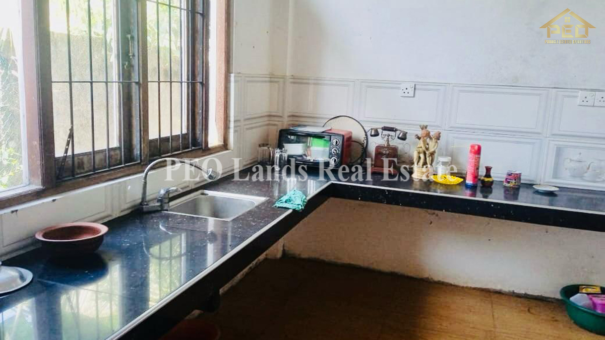 (RS226) Two Storey House For Sale in Kaluthara