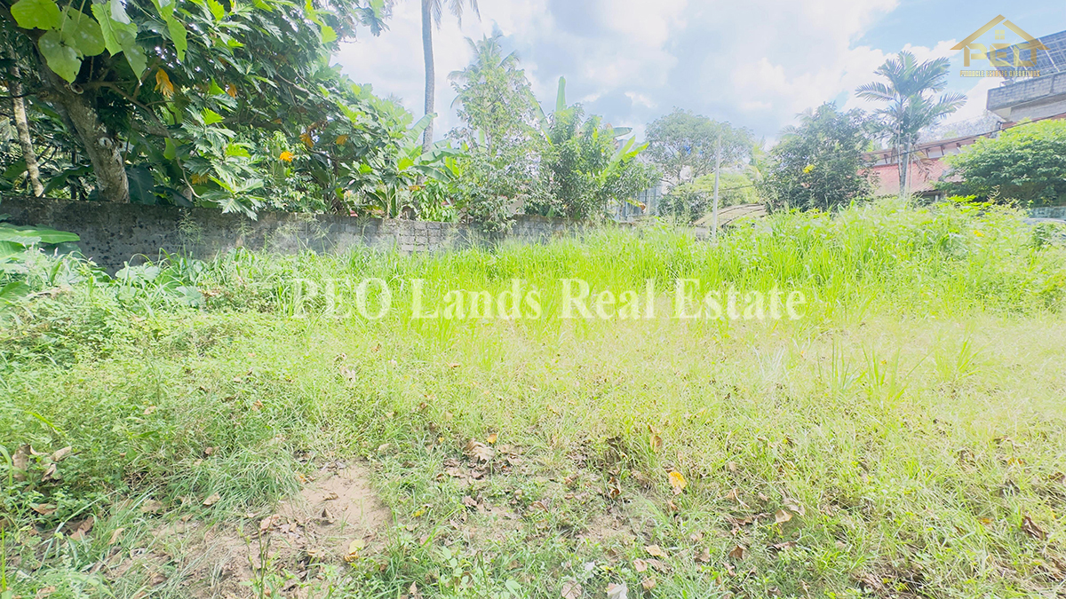(DL493) 15.4 Perch Land For Sale in Kottawa, Mattegoda
