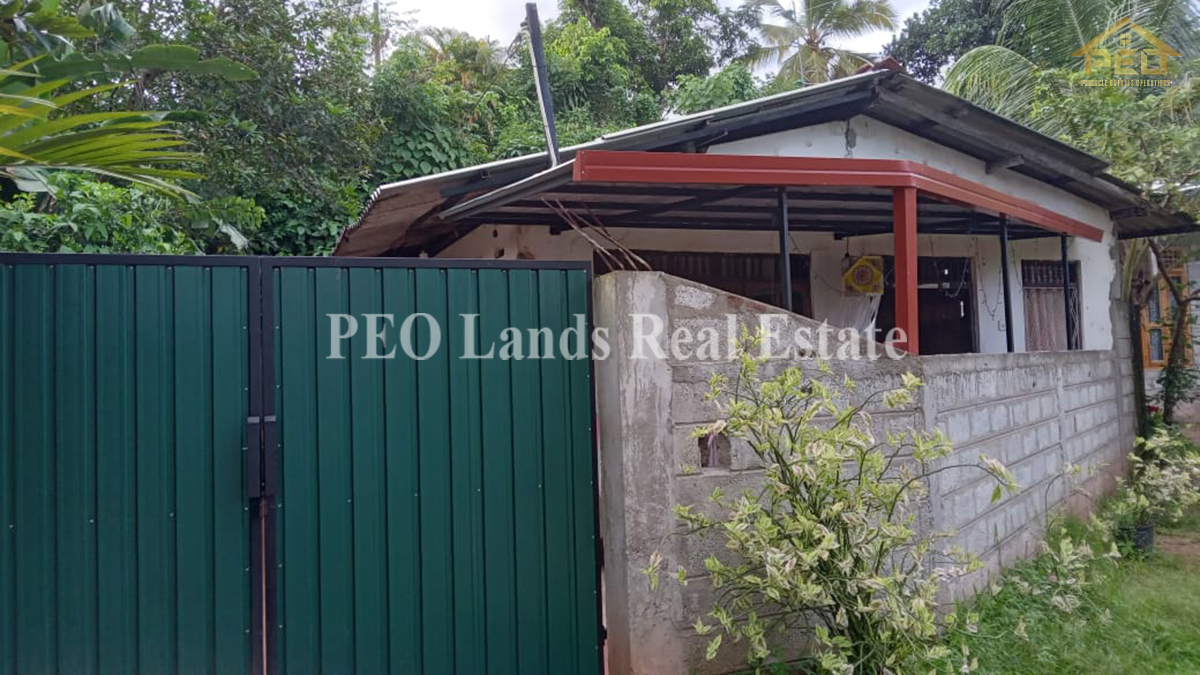 (DL509) 7 Perch Land With Small House For Sale in Pannipitiya (Land Value Only)