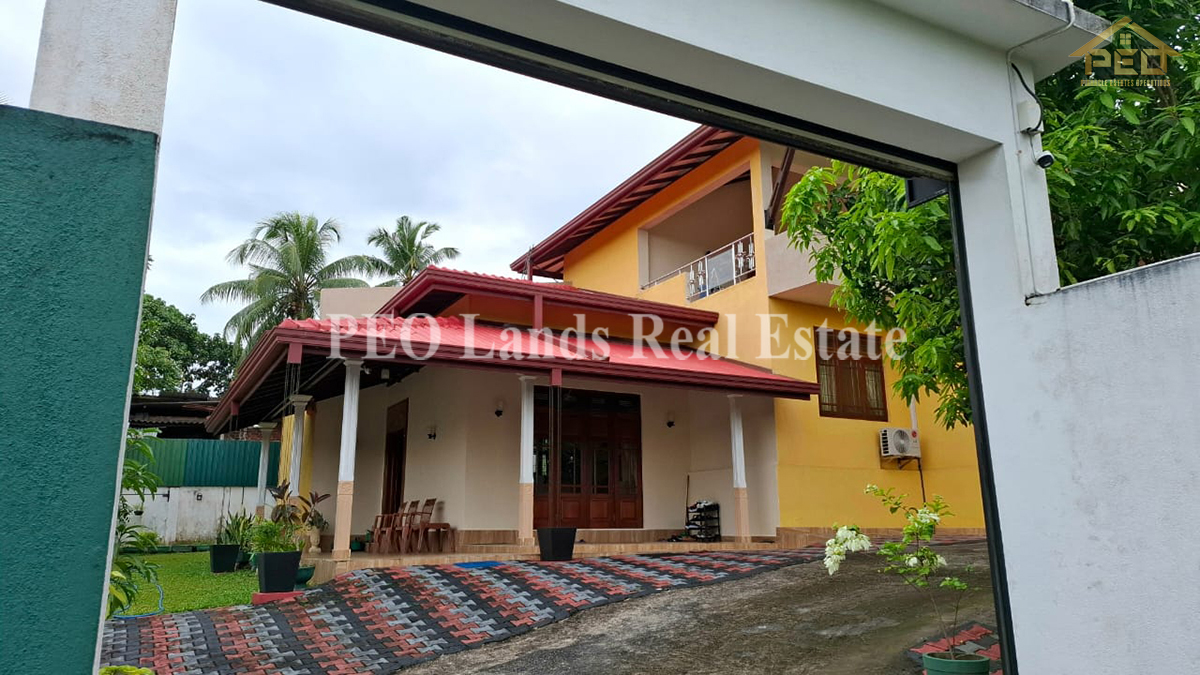 (DH514) Modern 3-Story Villa type house in Piliyandala-Kahathuduwa