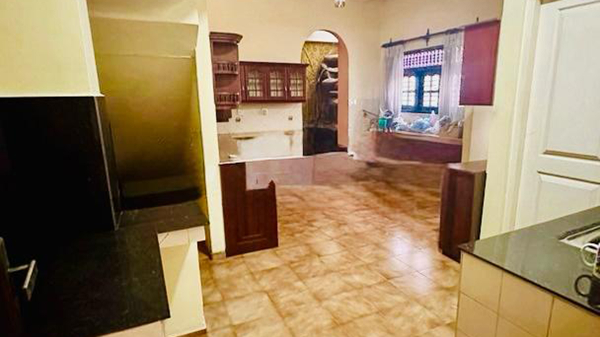 (P345) Two Storey House for Rent in Nugegoda