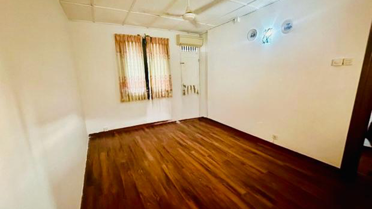 (P345) Two Storey House for Rent in Nugegoda