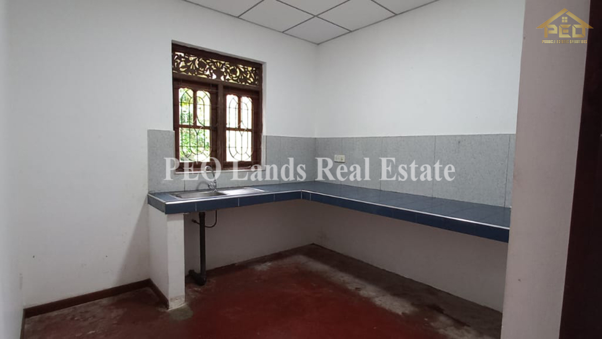 (K138) Two Storey House for Sale in Kadawatha