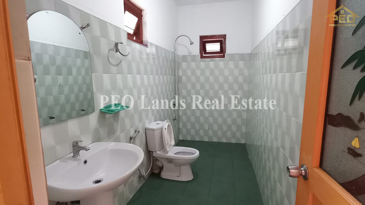 (K138) Two Storey House for Sale in Kadawatha