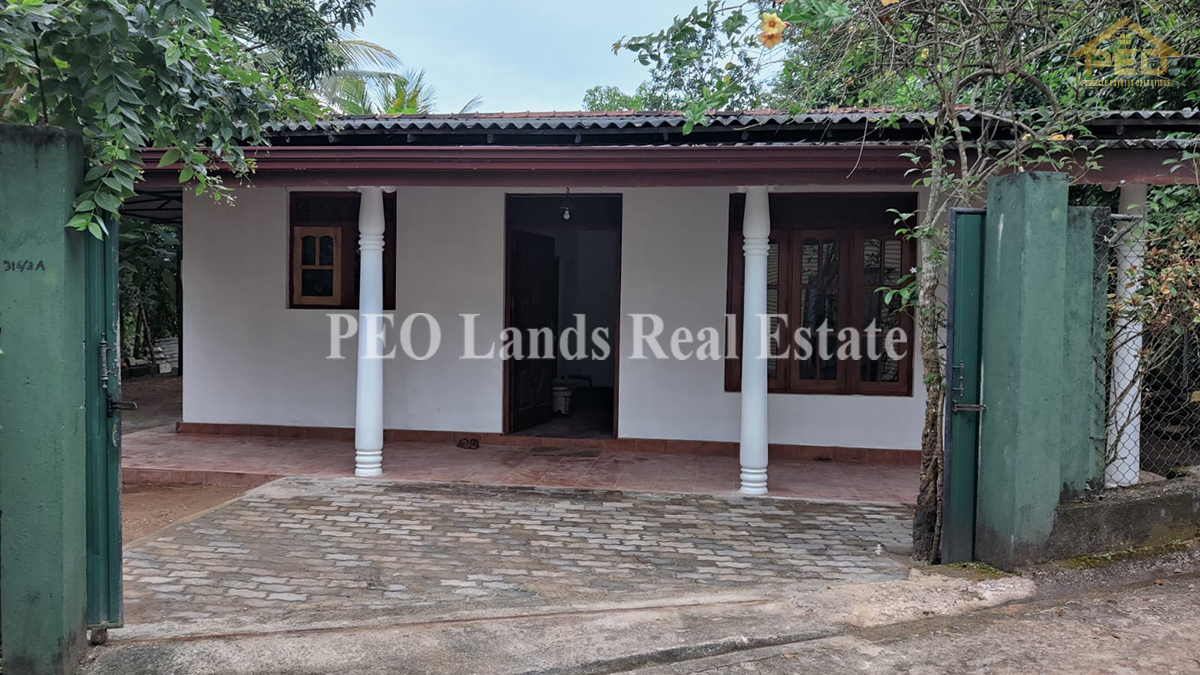 (K138) Two Storey House for Sale in Kadawatha
