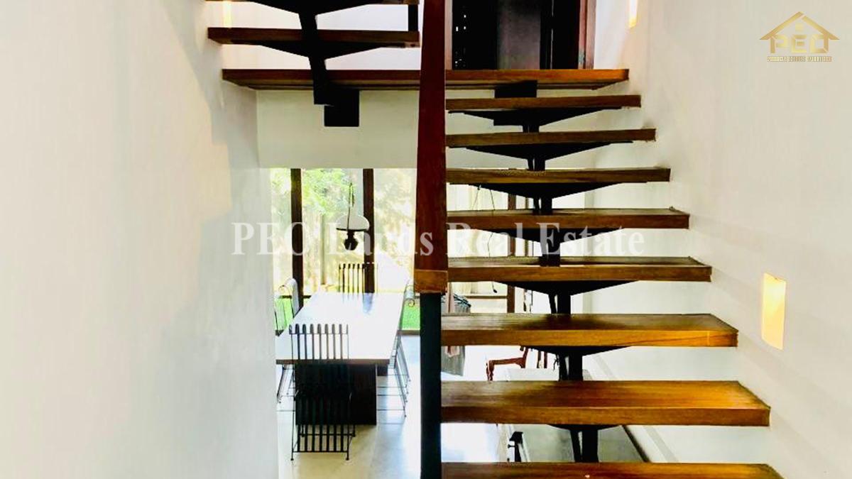 (S838) 3 storey luxury house and two additional buildings for sale in Maharagama
