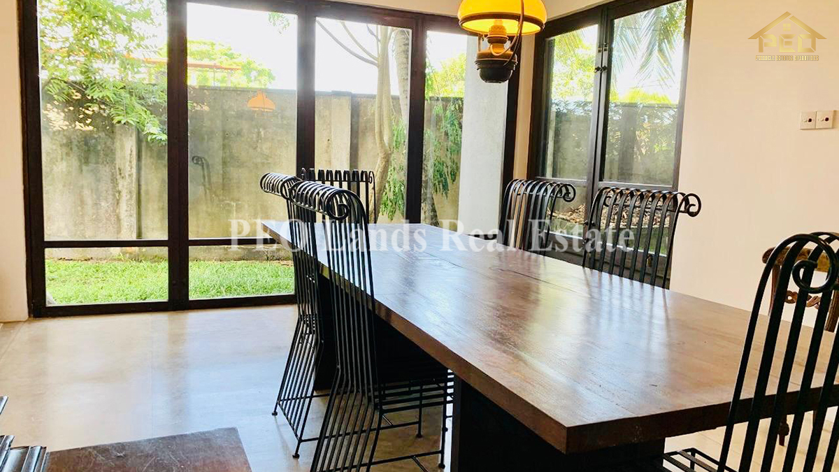 (S838) 3 storey luxury house and two additional buildings for sale in Maharagama