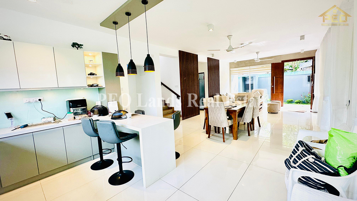 (S839) Brand New, furnished 2 story luxury house for sale in battaramulla R/G Road