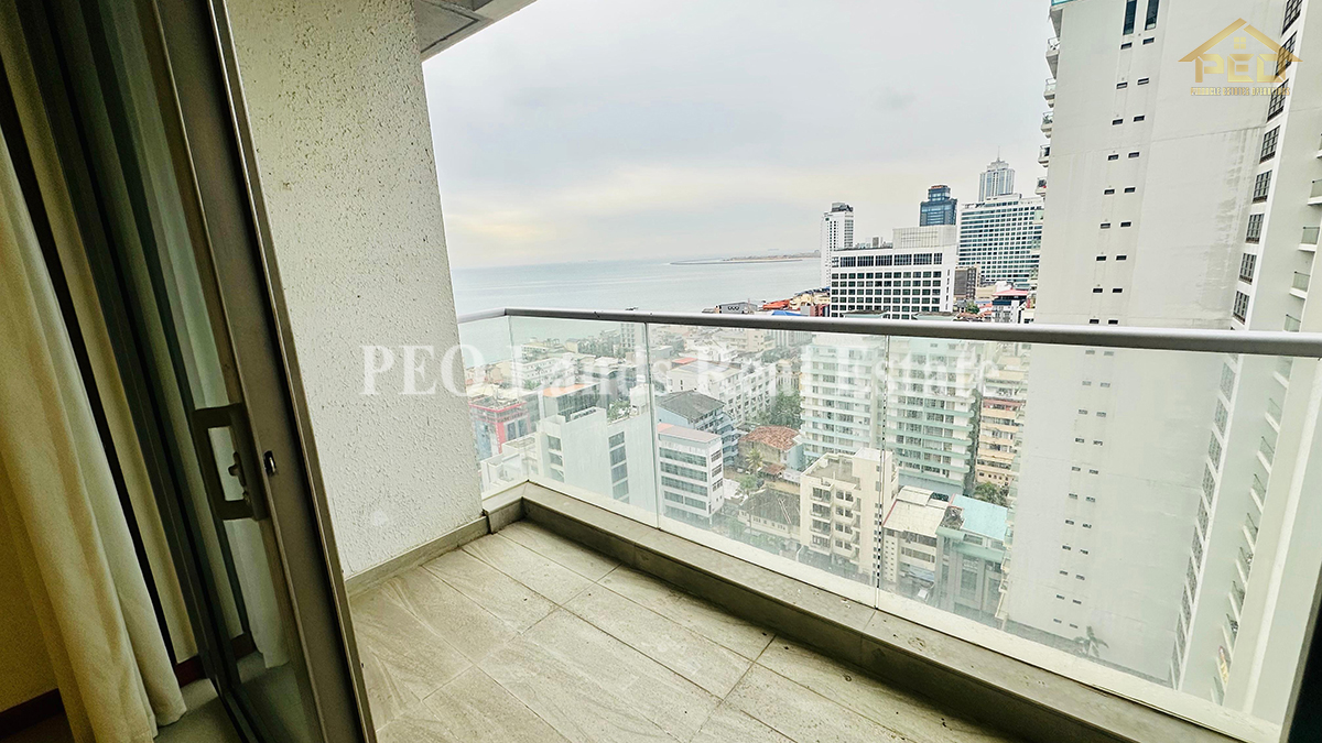 (S836) Semi furnished Apartment for Sale in Colombo 3 (Astoria)