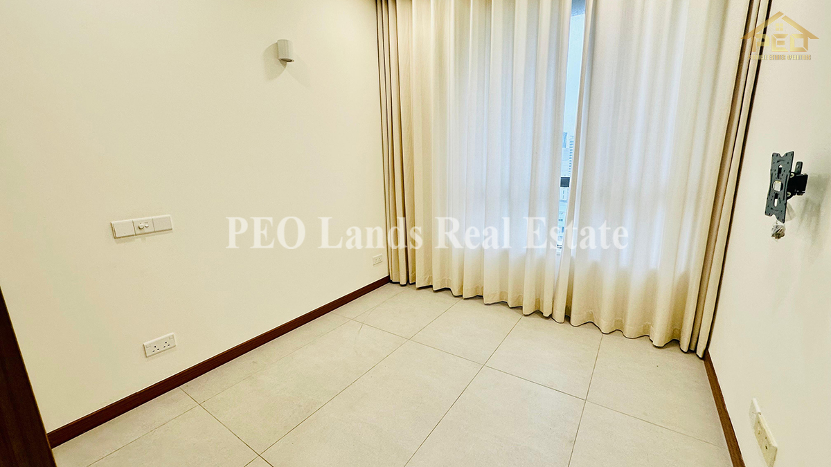 (S836) Semi furnished Apartment for Sale in Colombo 3 (Astoria)