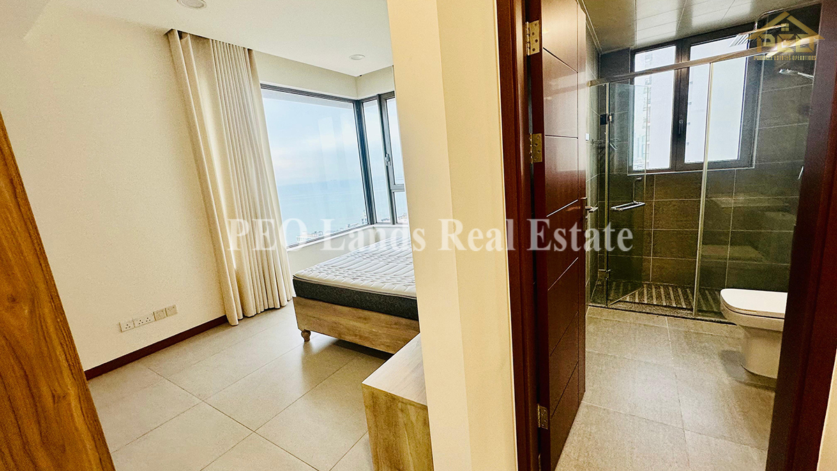 (S836) Semi furnished Apartment for Sale in Colombo 3 (Astoria)
