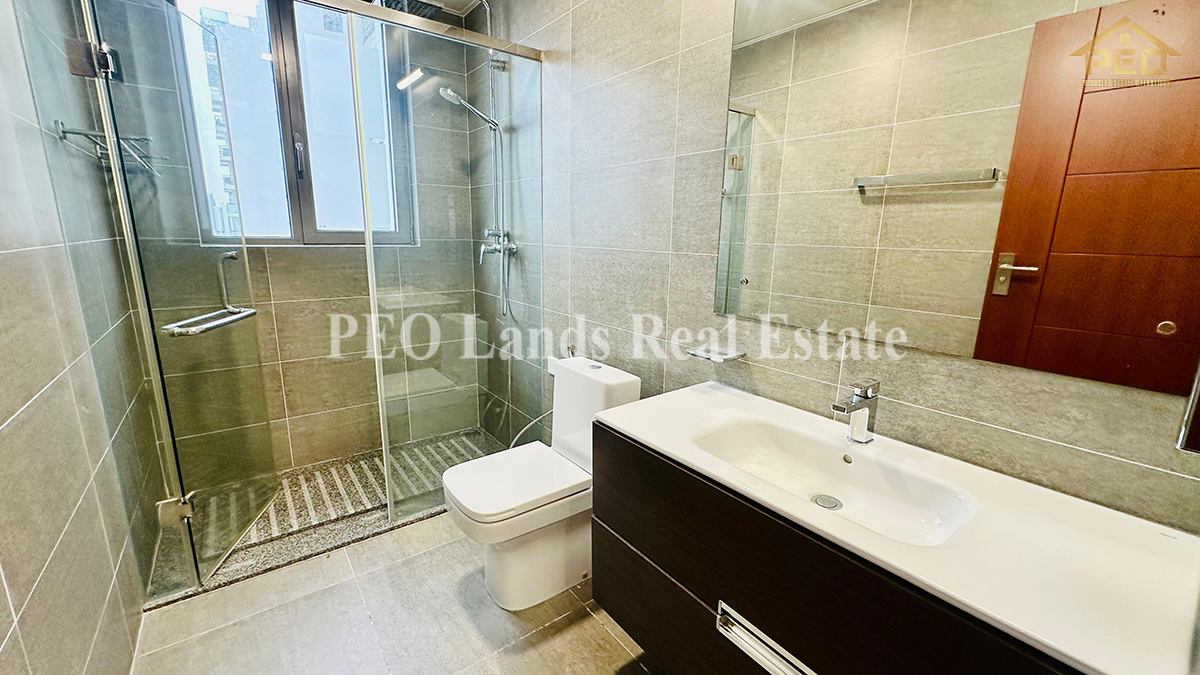 (S836) Semi furnished Apartment for Sale in Colombo 3 (Astoria)