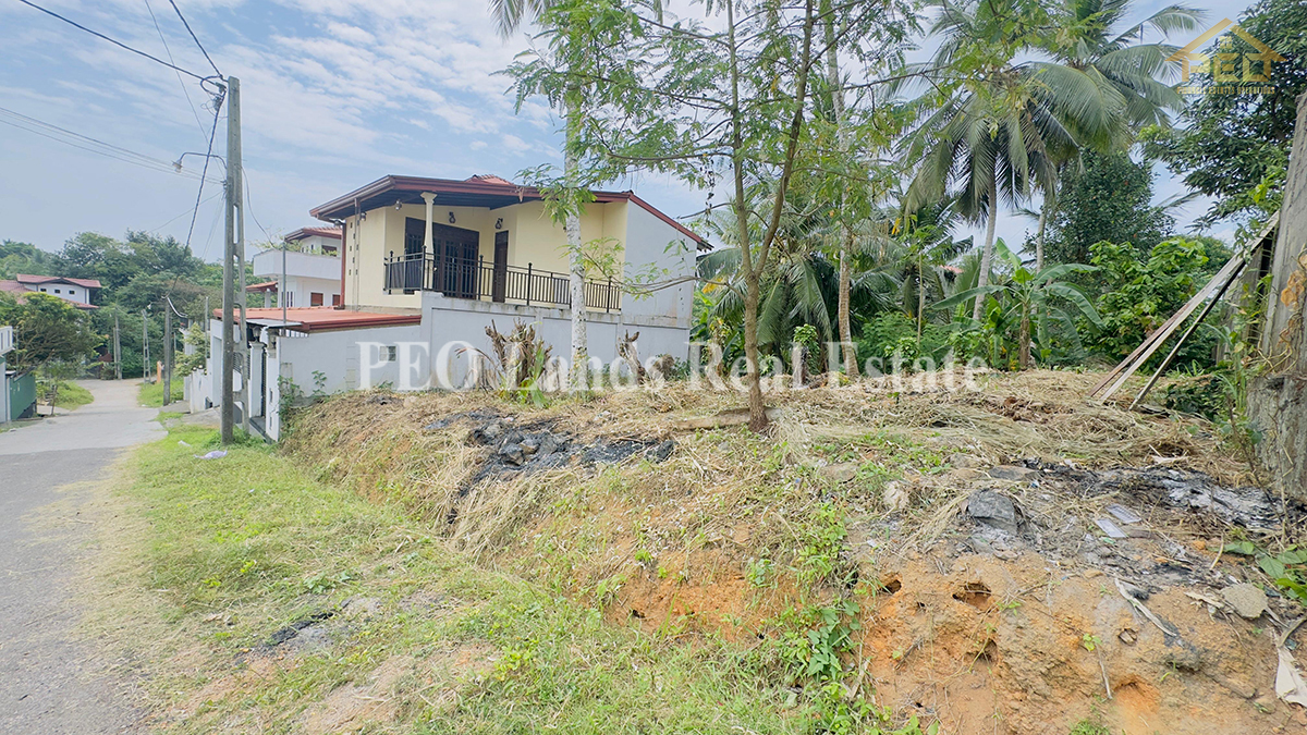 (DL550) 8 Perch bare land sale in Henawatta, Godagama