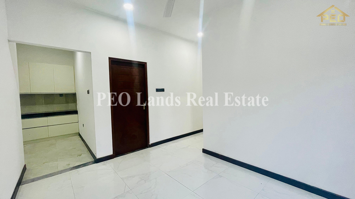 (MH290) Modern houses for sale in pothuarawa