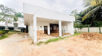 (S994) commercial building for rent in thalawathugoda junction