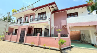 (DH659) Two Storey House For Sale in Kottawa