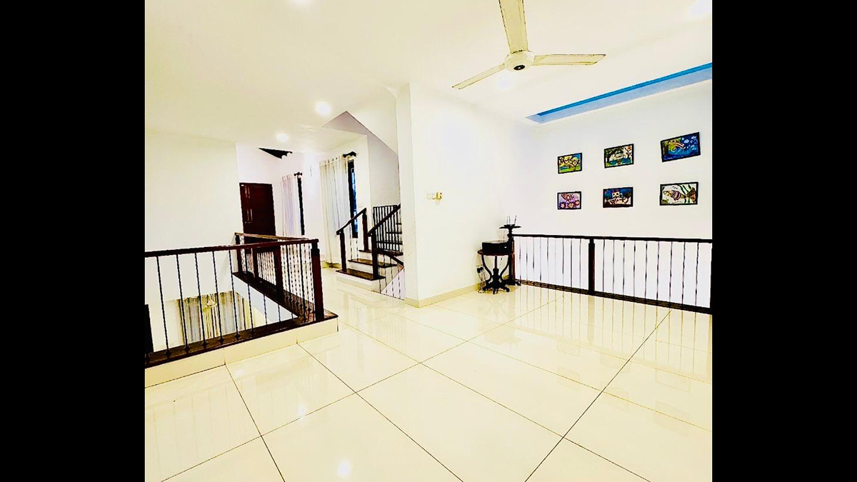 (P604) Modern, Spacious 4Br House for Rent in Maharagama