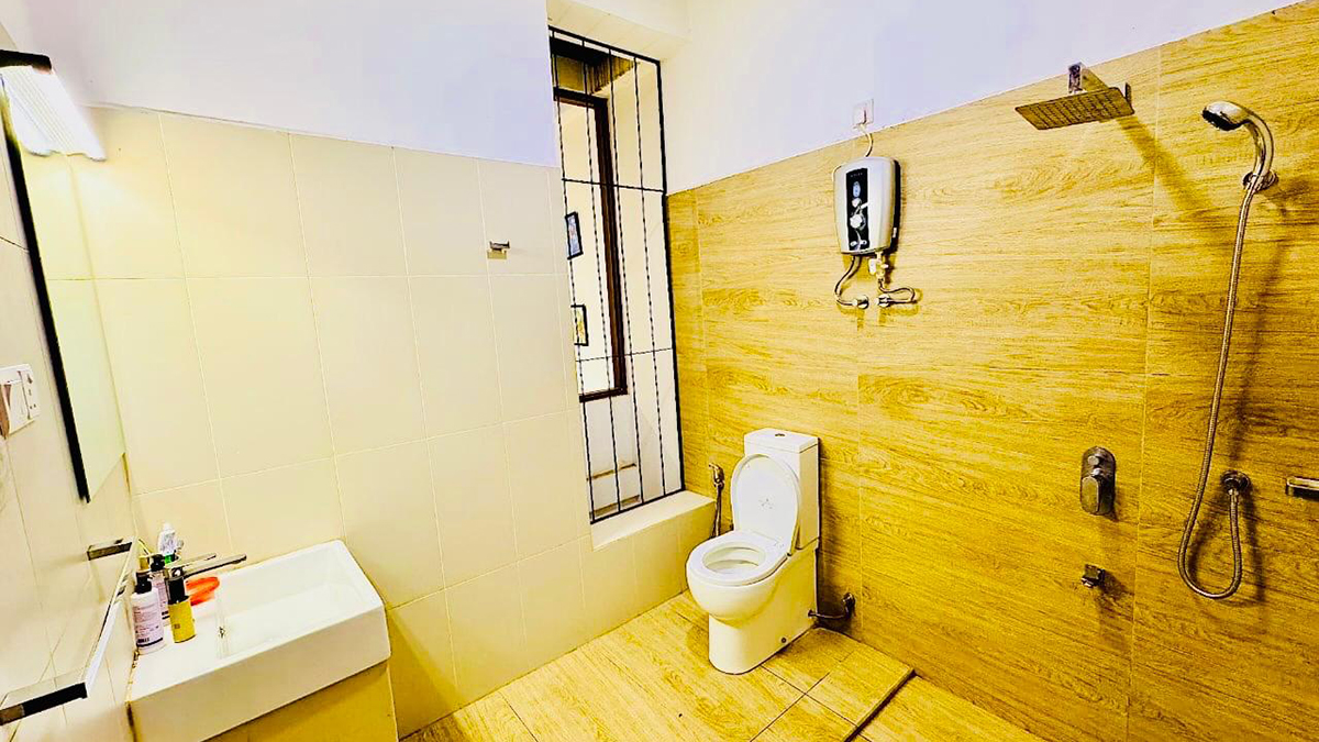 (P604) Modern, Spacious 4Br House for Rent in Maharagama